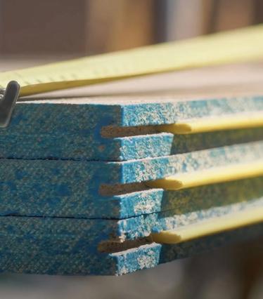 A STRUCTApanel smooth panel corner with blue edge