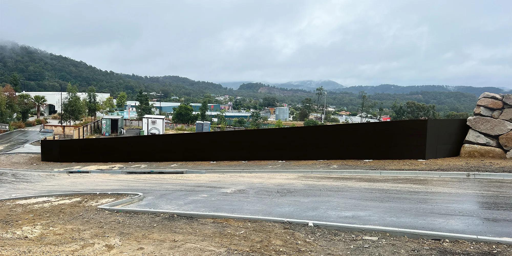 Porta Structapanel hoarding application